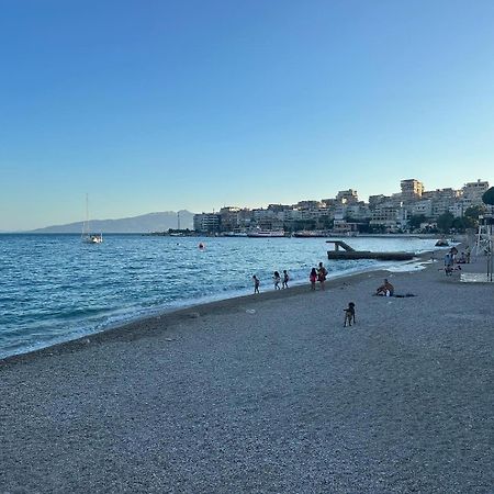 Seafront Apartment Sarandë Exteriör bild